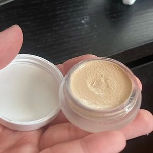 Concealer
